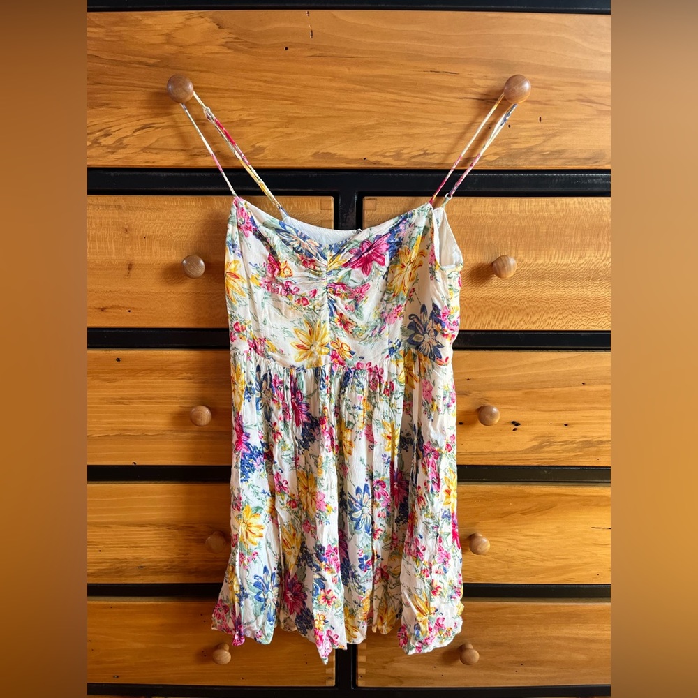 Beautiful UO floral sun minidress
